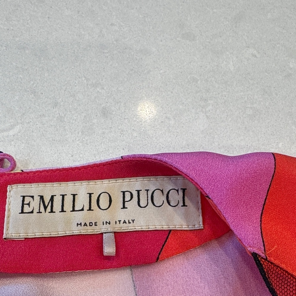 Emilio Pucci Pink and Orange Silk poncho - Picture 2 of 16